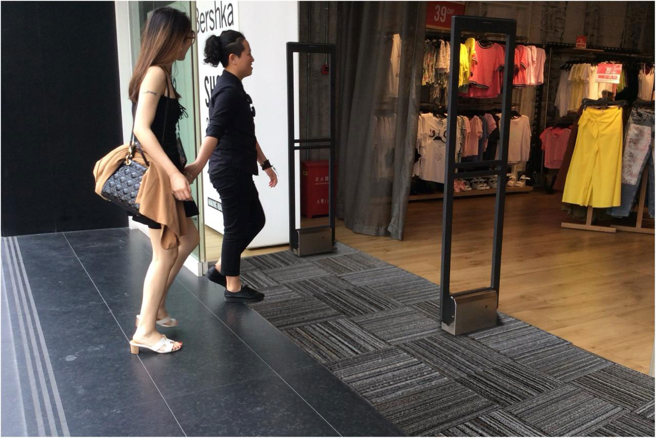 recycled rubber tiles entrance on mall