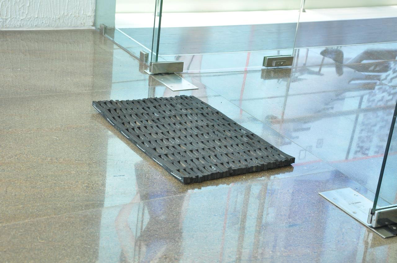 tire link door mats on entrance